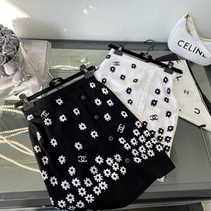 chanel/香奈儿  夏季小雏菊logo双c嵌花针织短裙女士半身裙a字裙