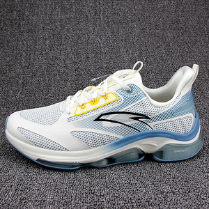 安踏男子跑步鞋22年春季新款全掌弹力胶大底柔软运动鞋112215501