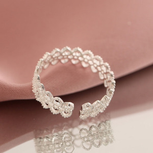 纯银蕾丝花边戒指轻奢精致小众设计仙女风镂空爱心食指开口戒