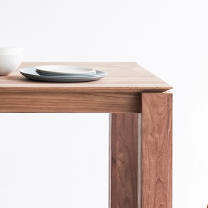 北欧加厚实木餐桌日式家用小户型长桌樱桃木工作台大板黑胡桃木桌