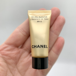 chanel 香奈儿奢华精萃滋养金砖粉底液br12号5ml小样遮瑕精华养肤