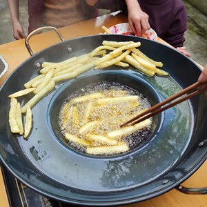 烙锅烧烤一体锅不粘锅锅炸土豆洋芋商用平底加厚家用贵州凹形罗锅
