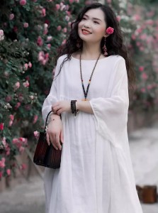 白色苎麻连衣裙女夏季2024新款棉麻袍子女士宽松休闲飘逸仙气裙子