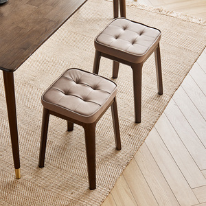 方凳实木凳子家用软包梳妆凳客厅板凳可叠放餐凳轻奢高端化妆椅子