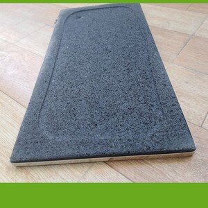 00marinlizhi淘宝腾冲天然火山石烧烤盘烤海鲜烤肉牛排户外家用无烟