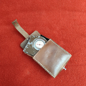 20陆野商贸淘宝库存正品二手62式指北针5成新 80年代老库存 退役