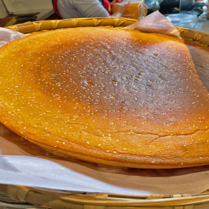 贵州兴义特产百年老店邱仕益品邱氏重油蛋糕圆型土鸡蛋糕芝麻糕心