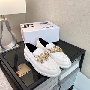 chanel/香奈儿 22年度爆款女鞋宫廷复古风重工链条吊饰乐福豆豆鞋