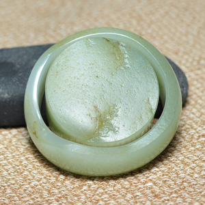 籽料和田玉手镯芯