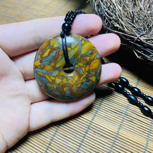 天然玉石女娲石药用岩石防辐射平安扣五彩玉石养生石送亲人送好友