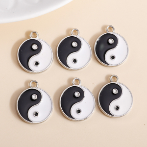 10pcs 18*21mm Enamel Kung Fu Tai Chi Charms Pendants for Nec