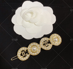 若尘代购 香奈儿chanel 22新款coco字母珍珠发夹淡金色发卡发饰