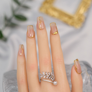 2022年新款手工美甲贴片可拆卸式防水金边显白气质学生孕妇穿戴甲