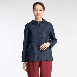 桑迪女装牛仔外套2023春装上新款40岁中年妈妈时尚绣花扣子外套女