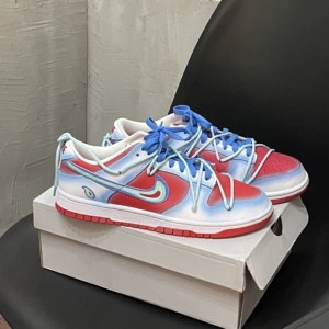 nike dunk 热成像 红蓝撞色 小众设计 情侣鞋 气泡水母 球鞋定制