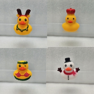 圣诞节小黄鸭捏捏叫玩具创意造型可爱儿童戏水搪胶益智玩具八号鸭
