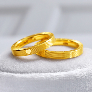 周大福焕美18k金ing系列520爱心黄金戒指情侣爱心对戒女戒素圈
