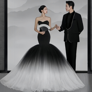 新款影楼主题拍照黑色渐变收腰鱼尾抹胸韩版婚纱简约时尚街拍礼服