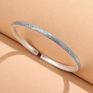 004人付款淘宝扁绕丝银镯银手镯手工定做银镯999银手镯推圈光面圆棍银