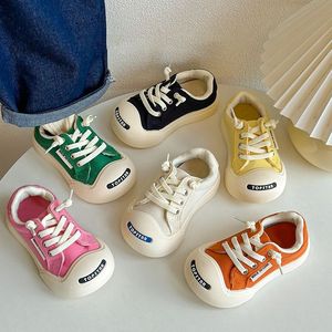新款儿童丑萌帆布鞋春秋男女童一脚蹬板鞋韩版宝宝幼儿园小白鞋子