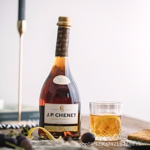 法国原瓶进口XO香奈(J.P.CHENET)洋酒白兰地40°歪脖子洋酒 700ml