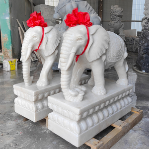 石象摆件庭院