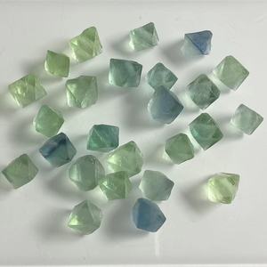 水晶原石天然蓝绿萤石 小号八面体棱形标本矿物DIY手链配件材料