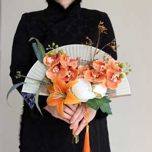 小红书同款中式折扇手捧花仿真花国风旗袍拍照道具新娘备婚假花束