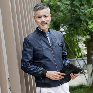 中年男人春天外套