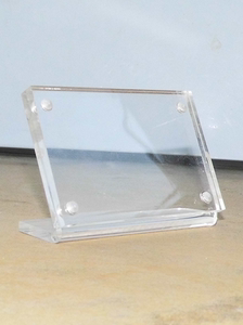 标价签透明吸铁石桌牌斜式价格牌有机玻璃定制台牌水晶展示牌相框
