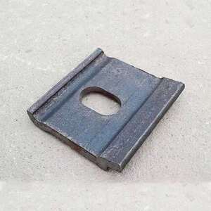 铁路轨道挡板 轨距挡板p60轨用轨距挡板轨道接头挡板钢轨弹条扣件