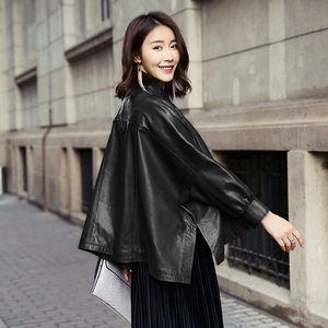 真皮皮衣女高端头层绵羊皮短款2022春秋宽松韩版时尚斗篷大码外套