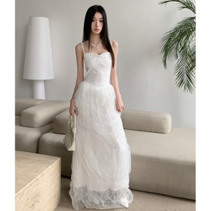 法式高级性感白色吊带连衣裙女夏季纯欲气质超仙网纱公主礼服长裙