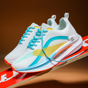 安踏超轻跑鞋男