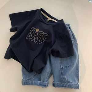 巴拉巴柆男宝宝时髦二件套夏季新款男童韩版字母短袖牛仔短裤休闲