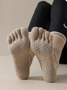 2双装专业瑜伽袜子五指防滑袜女普拉提健身室内中筒袜女运动跳操