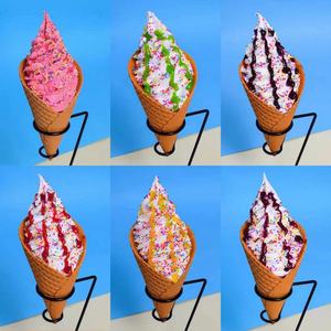 仿真冰淇淋甜筒冰激凌水果冰激淋脆皮蛋筒甜品巨无霸模型展示摆设