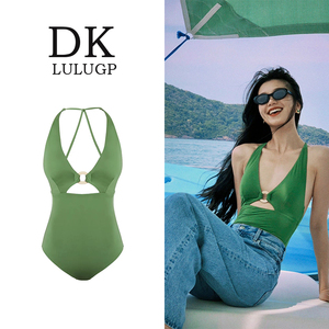 DK【萤火之森】高级感品质橄榄绿显瘦复古时髦无袖三角连体泳衣女