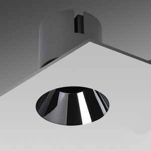 全光谱方形无边框射灯嵌入式防眩光筒灯内嵌窄边预埋深杯无主灯