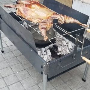 加厚家用烤全羊炉子烧烤车木炭烤乳猪的架子烤羊腿羊排碳烤箱钢板