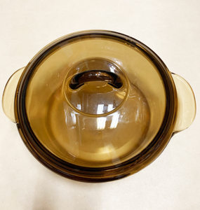 乐美雅琥珀玻璃锅2L   耐热防烫  多用途