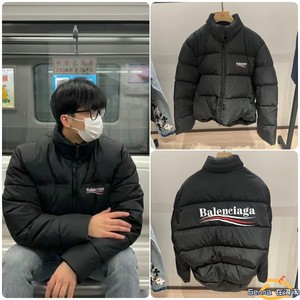 Balenciaga/巴黎世家 新款字母印花logo无帽立领羽绒服男 外套女