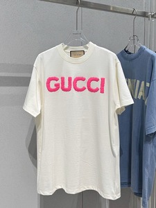 GUCCI/古驰2024SS新款粉色字母logo刺绣女士米白色圆领短袖T恤