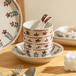 日本进口工艺高端摩登主妇日式陶瓷碗盘子复古饭碗圆盘方盘餐具高
