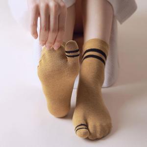 女士两指袜二趾袜春夏中筒袜纯棉五指高筒大母子分趾日本木屐袜子
