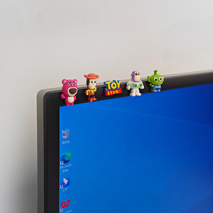 玩具总动员办公室桌面摆件办工电脑桌显示屏迷你解压可爱装饰公仔