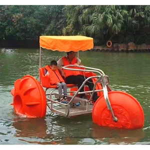 水上自行车旅游景区公园网红双人水上三轮车水上脚踏船水上脚踏板