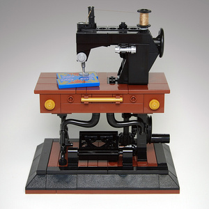 BuildMOC拼装积木玩具经典创意科技机械缝纫机针线机器织布纺织机