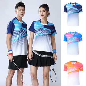 尤尼克⃝斯⃝新款羽毛球服套装定制男款女装短袖上衣运动服网球衣