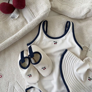 女童时髦泳衣2024夏季新款洋气韩版女宝宝白色游泳衣儿童连体泳装